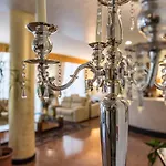 Krystal فندق بوسولينغو