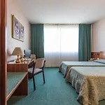 Krystal 3* بوسولينغو