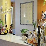 Krystal 3* بوسولينغو
