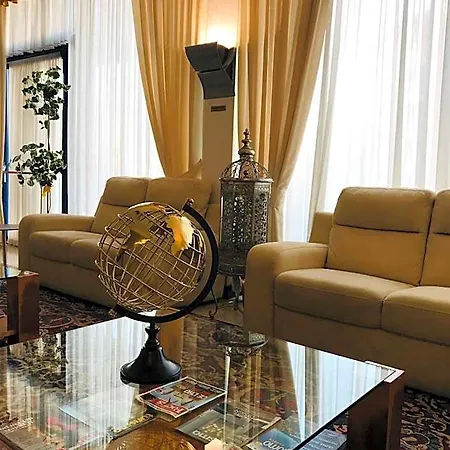 Krystal 3* بوسولينغو