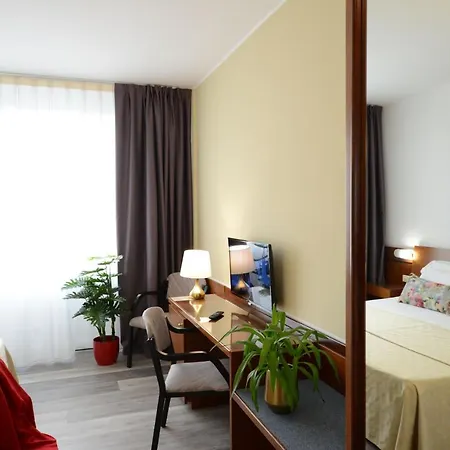 Krystal 3* Bussolengo