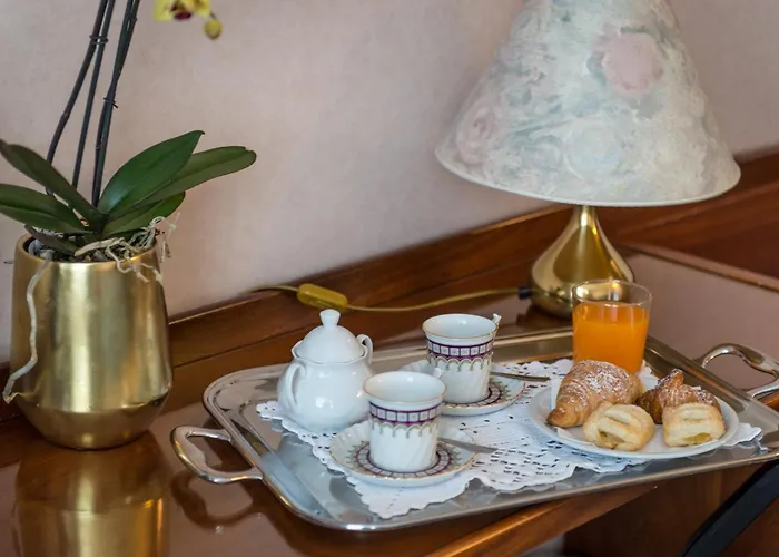 Krystal ブッソレンゴ