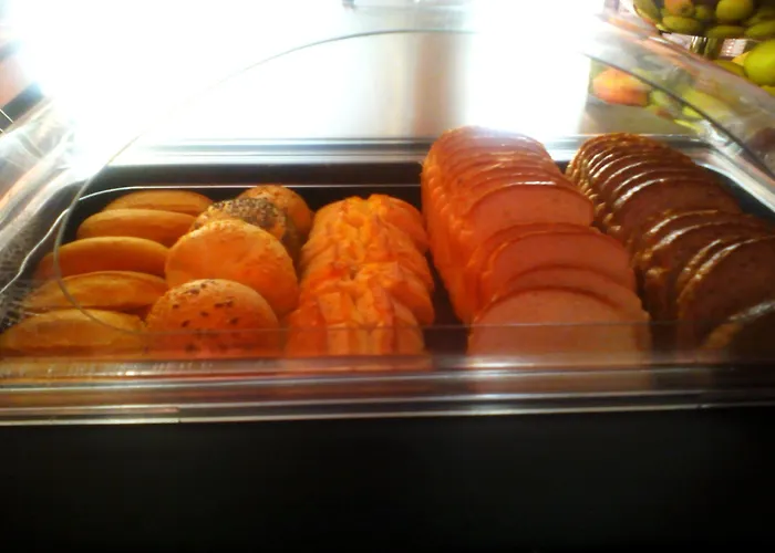 Krystal ブッソレンゴ