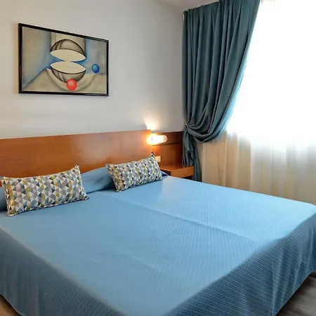 Hotel Krystal 3*