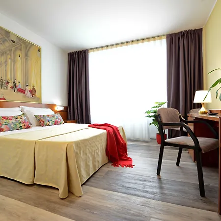 Krystal بوسولينغو