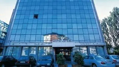 Krystal Hotel 3*